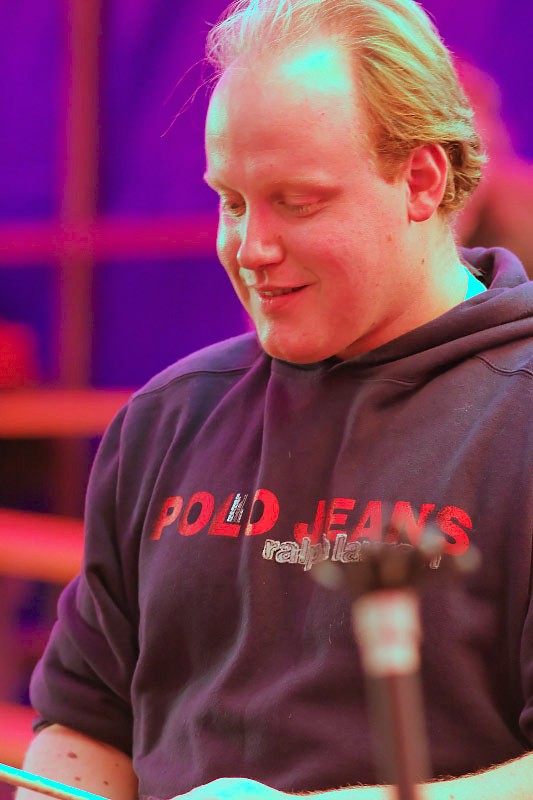 WDD2007-074